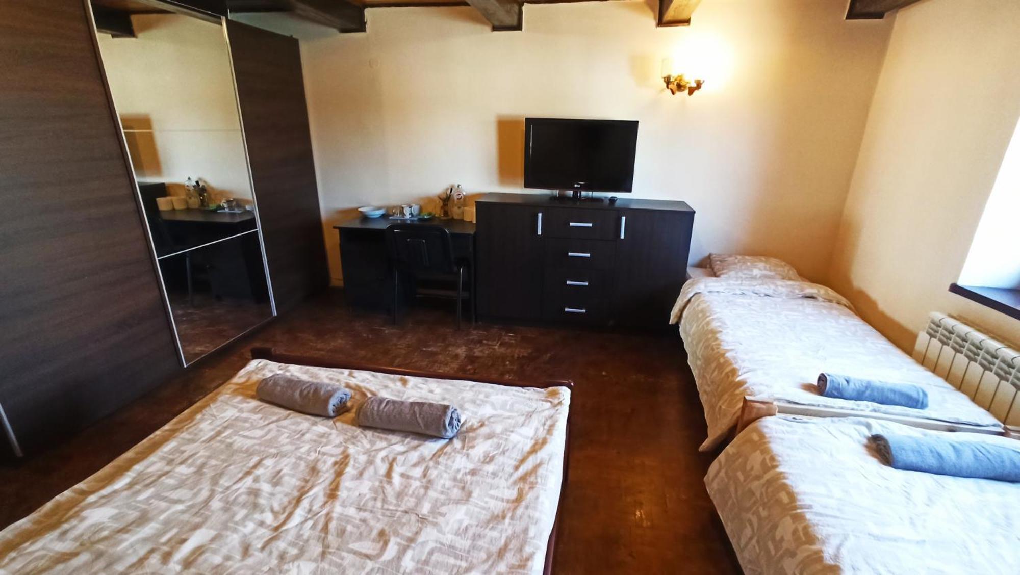 Hostel Komfort Borek - Krakow — Photos 1